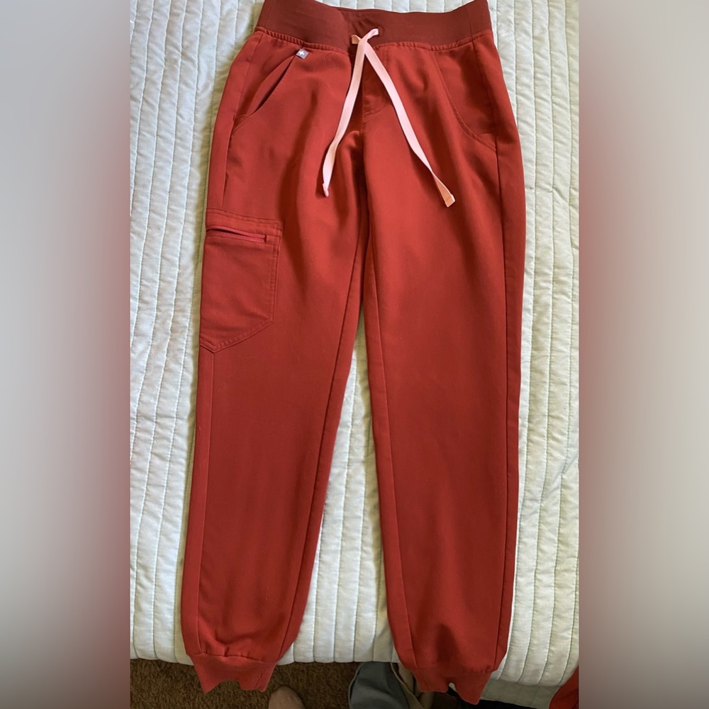 FIGS burnt orange scrub pants